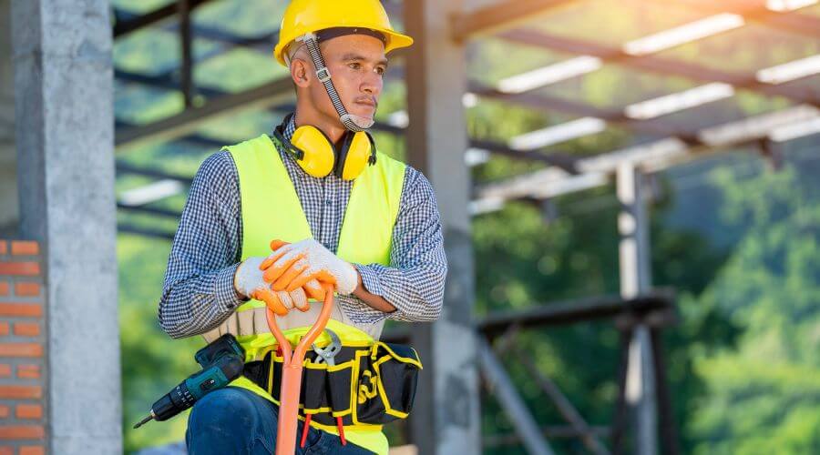 Expert Emergency Roof Repairs services in Bondville, IL